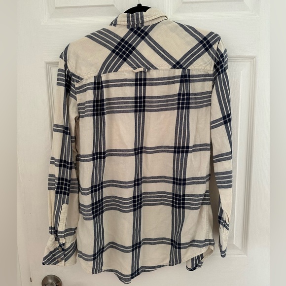 TNA - Plaid Shirt - Picture 2 of 3